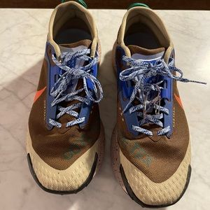 2 Used Men’s Nike Pegasus Trail 3 GOR-TEX size 10 LOT OF 2 shoes